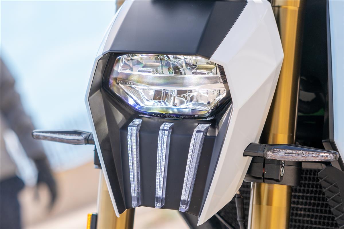 LED ΦΩΤΑ